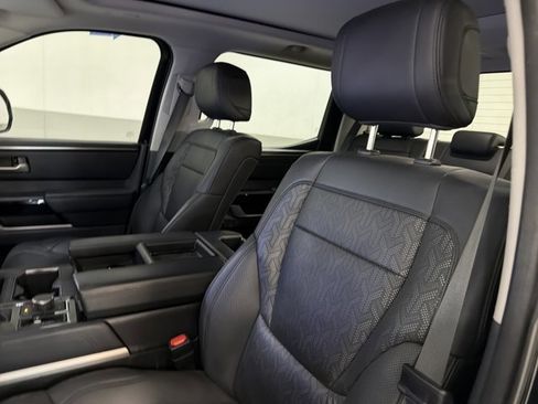 Used 2022 Toyota Tundra Limited w/ TRD Off-Road Package AWD/4WD image 5