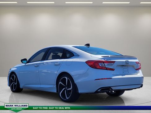 Used 2022 Honda Accord Sport image 6