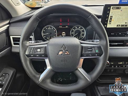 Used 2025 Mitsubishi Outlander SE FWD image 31