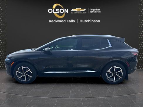 Used 2025 Chevrolet Equinox EV LT w/ Convenience Package image 2