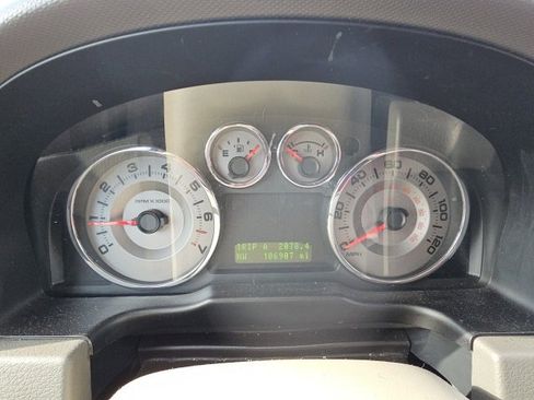 Used 2010 Ford Edge Limited image 9