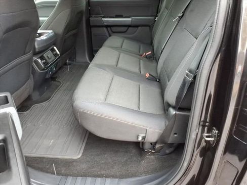 Certified 2022 Ford F150 XLT w/ Equipment Group 302A High image 18