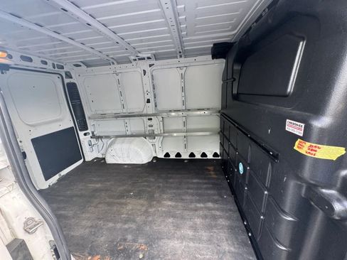 Used 2019 RAM ProMaster 1500 w/ Interior Convenience Group FWD image 10