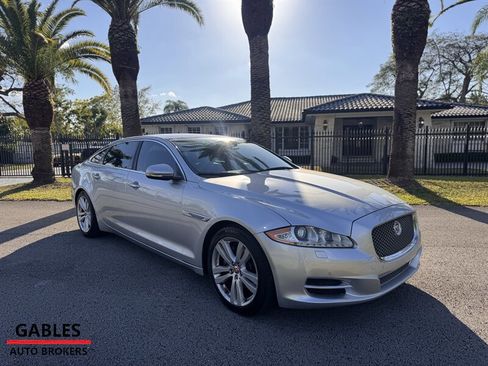 Used 2015 Jaguar XJ L Portfolio image 11