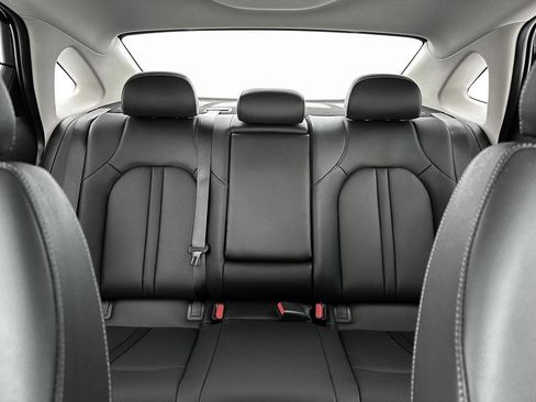 New 2025 Hyundai Sonata Limited image 17