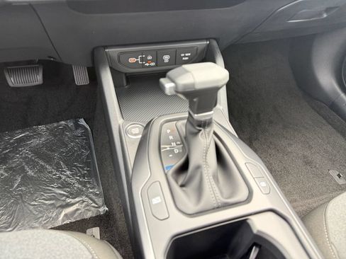 New 2026 Kia K4 FWD image 13