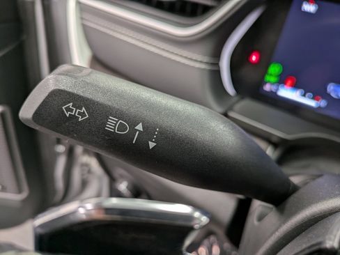 Used 2022 Jeep Grand Cherokee L Limited w/ Luxury Tech Group II image 16