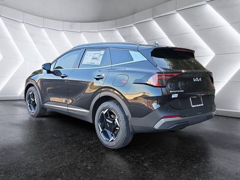 New 2026 Kia Sportage EX w/ EX Panoramic Sunroof Package AWD/4WD image 3
