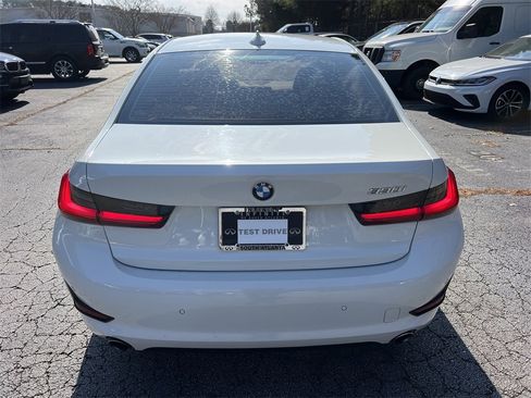 Used 2020 BMW 330i Sedan w/ Convenience Package image 4