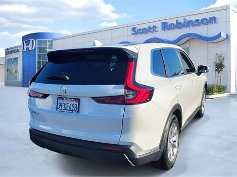 Certified 2023 Honda CR-V EX-L image 4