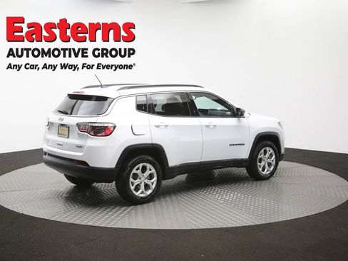 Used 2024 Jeep Compass Latitude AWD/4WD image 41