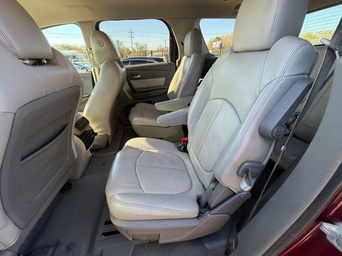 Used 2016 GMC Acadia SLT FWD image 16