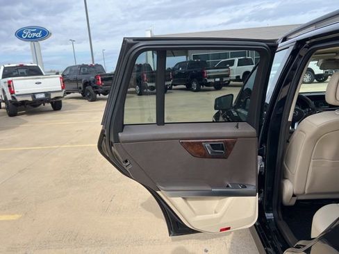 Used 2015 Mercedes-Benz GLK 350 2WD image 14