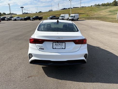 Used 2023 Kia Forte LXS image 4