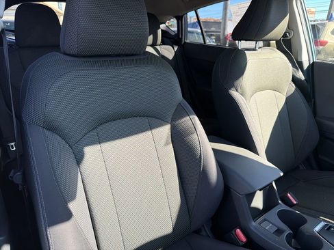 Certified 2024 Subaru Crosstrek 2.0i Premium AWD/4WD image 33