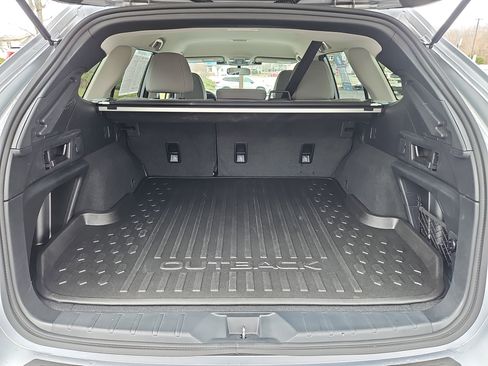 Certified 2025 Subaru Outback Premium image 29