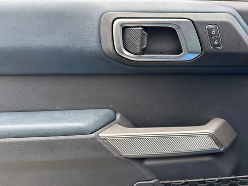 Used 2021 Ford Bronco Outer Banks image 10