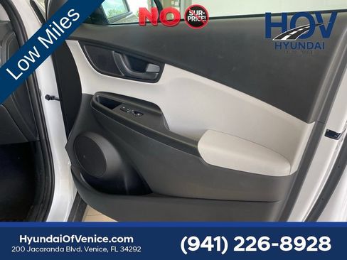 Used 2023 Hyundai Kona SEL w/ Cargo Package AWD/4WD image 36