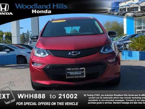 Used 2020 Chevrolet Bolt Premier w/ Infotainment Package FWD image 2