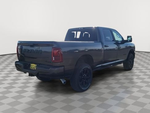 New 2025 RAM 2500 Laramie AWD/4WD image 5