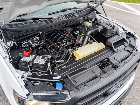 Used 2023 Ford F150 XL image 28