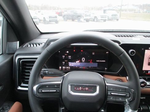 New 2026 GMC Canyon AT4 w/ Technology Plus Package image 25