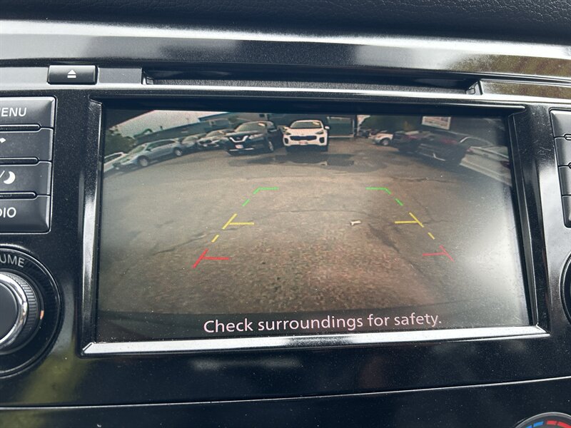 Used 2019 Nissan Rogue S w/ Special Edition Package AWD/4WD image 15