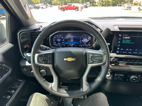 Used 2024 Chevrolet Silverado 1500 LT w/ Safety Package AWD/4WD image 14