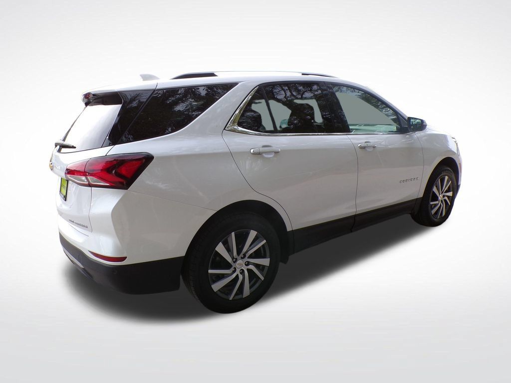 Used 2024 Chevrolet Equinox Premier AWD/4WD image 7