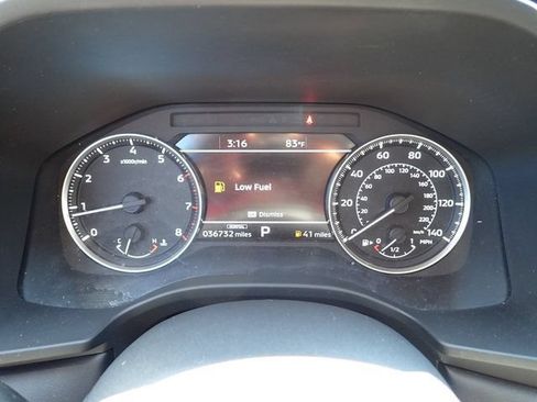 Used 2022 Mitsubishi Outlander SE AWD/4WD image 16