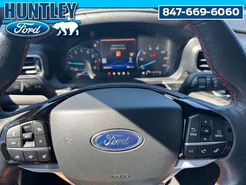 Used 2023 Ford Explorer ST-Line w/ Class IV Trailer Tow Package AWD/4WD image 28