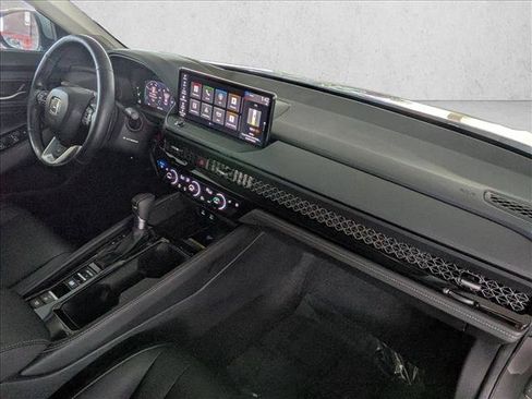 Used 2025 Honda Accord Touring image 22