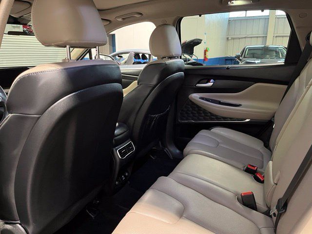 Used 2023 Hyundai Santa Fe Limited w/ Cargo Package AWD/4WD image 18
