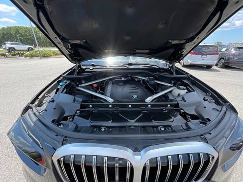 Used 2024 BMW X7 xDrive40i AWD/4WD image 34