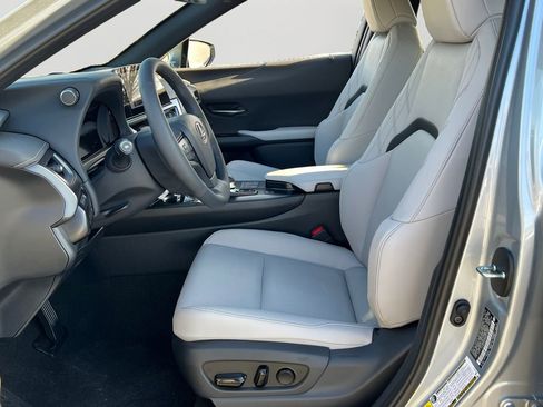 New 2025 Lexus UX 300h AWD image 12