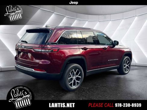 New 2025 Jeep Grand Cherokee Limited image 4