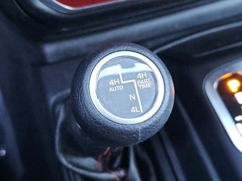 Used 2021 Jeep Gladiator Rubicon image 9