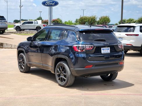 New 2026 Jeep Compass Latitude AWD/4WD image 3