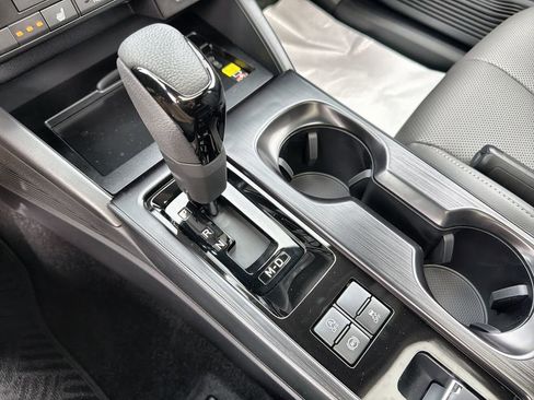 New 2026 Subaru Outback Limited AWD/4WD image 27
