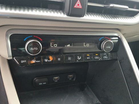 Used 2021 Kia K5 LXS FWD image 17