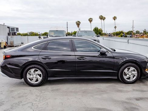 Used 2026 Hyundai Sonata SE FWD image 13