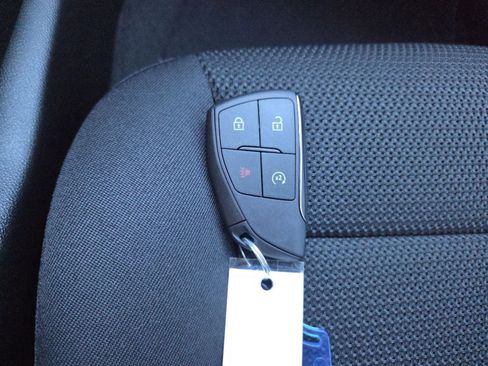 New 2026 GMC Canyon Elevation w/ Convenience Package image 35