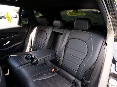 Used 2021 Mercedes-Benz GLC 300 4MATIC w/ Premium Package image 44