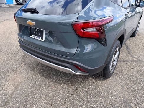New 2026 Chevrolet Trax LT w/ Driver Confidence Package FWD image 7