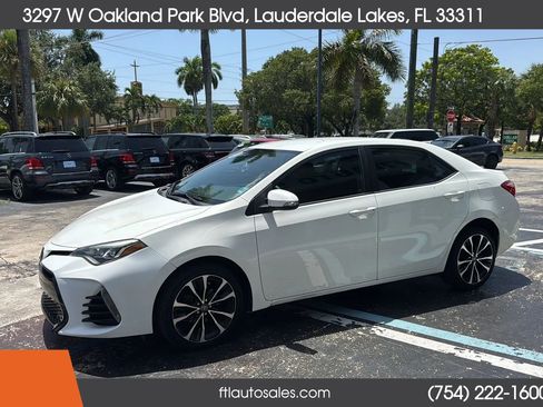 Used 2017 Toyota Corolla SE FWD image 4