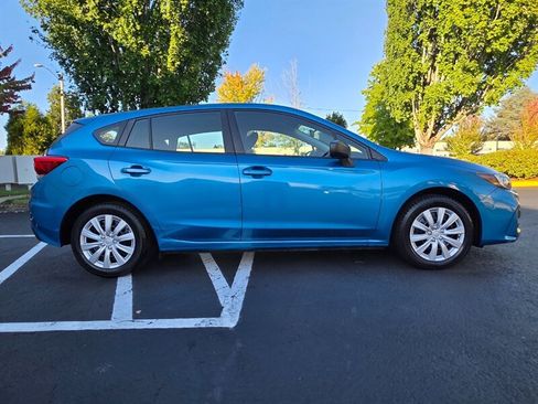 Used 2018 Subaru Impreza 2.0i image 4