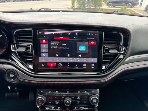 Used 2023 Dodge Durango GT AWD/4WD image 13