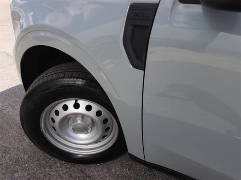 Certified 2023 Ford Maverick XL image 3