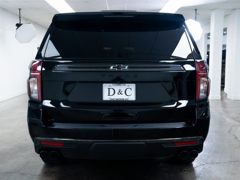 Used 2022 Chevrolet Tahoe Z71 w/ Z71 Off-Road Package image 5