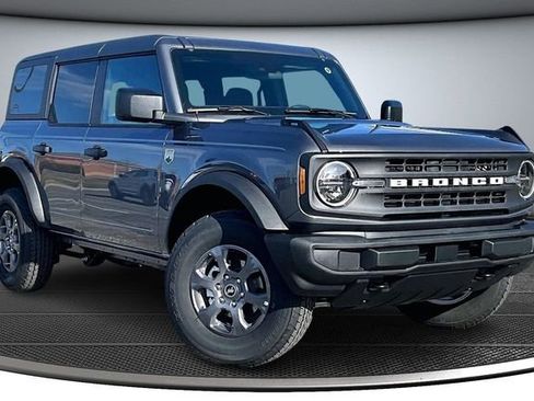 New 2025 Ford Bronco Big Bend image 2
